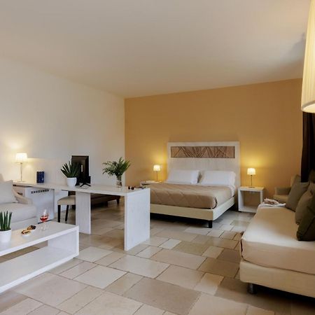 Masseria Corda Di Lana Hotel & Resort Торре-Лапилло Экстерьер фото
