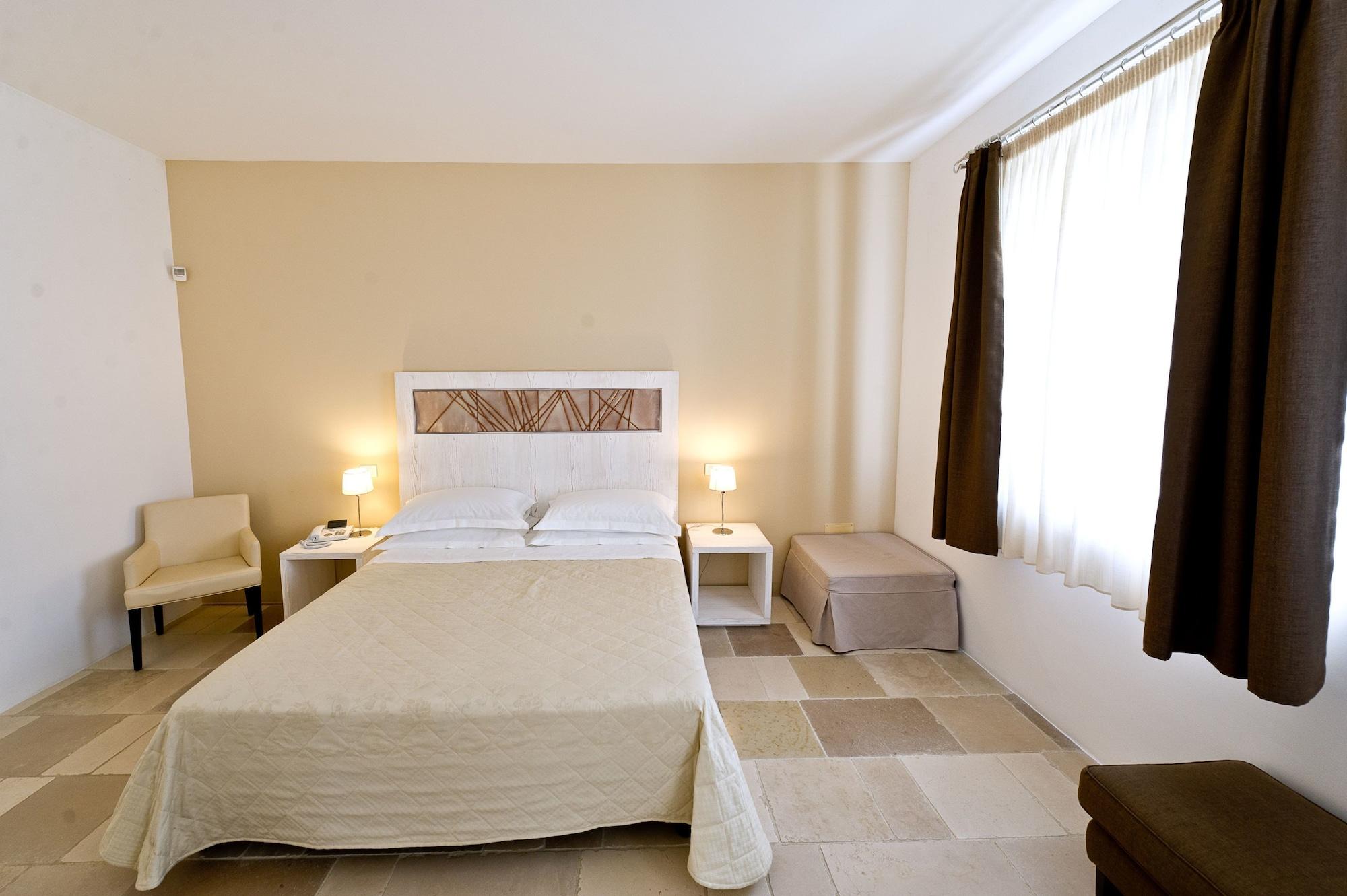 Masseria Corda Di Lana Hotel & Resort Торре-Лапилло Экстерьер фото