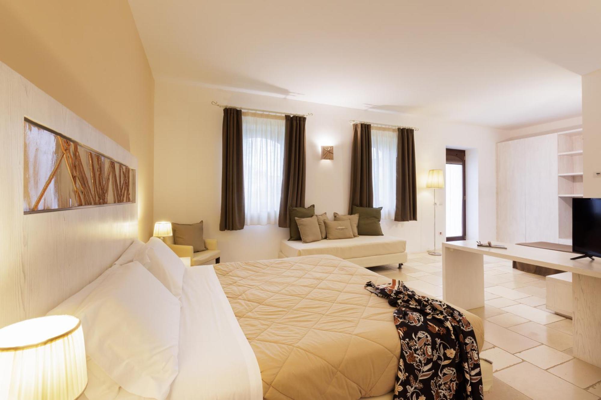 Masseria Corda Di Lana Hotel & Resort Торре-Лапилло Экстерьер фото