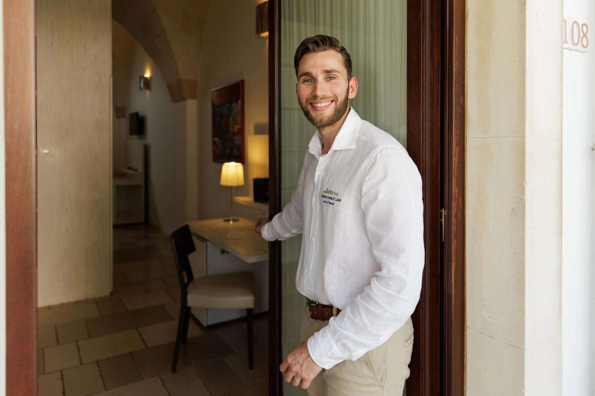 Masseria Corda Di Lana Hotel & Resort Торре-Лапилло Экстерьер фото