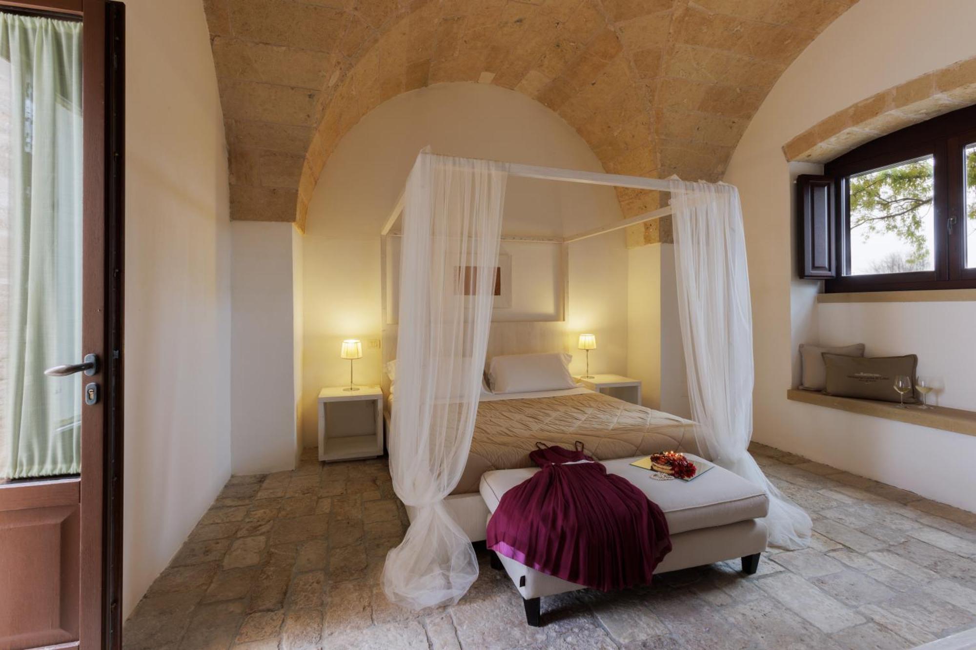 Masseria Corda Di Lana Hotel & Resort Торре-Лапилло Экстерьер фото