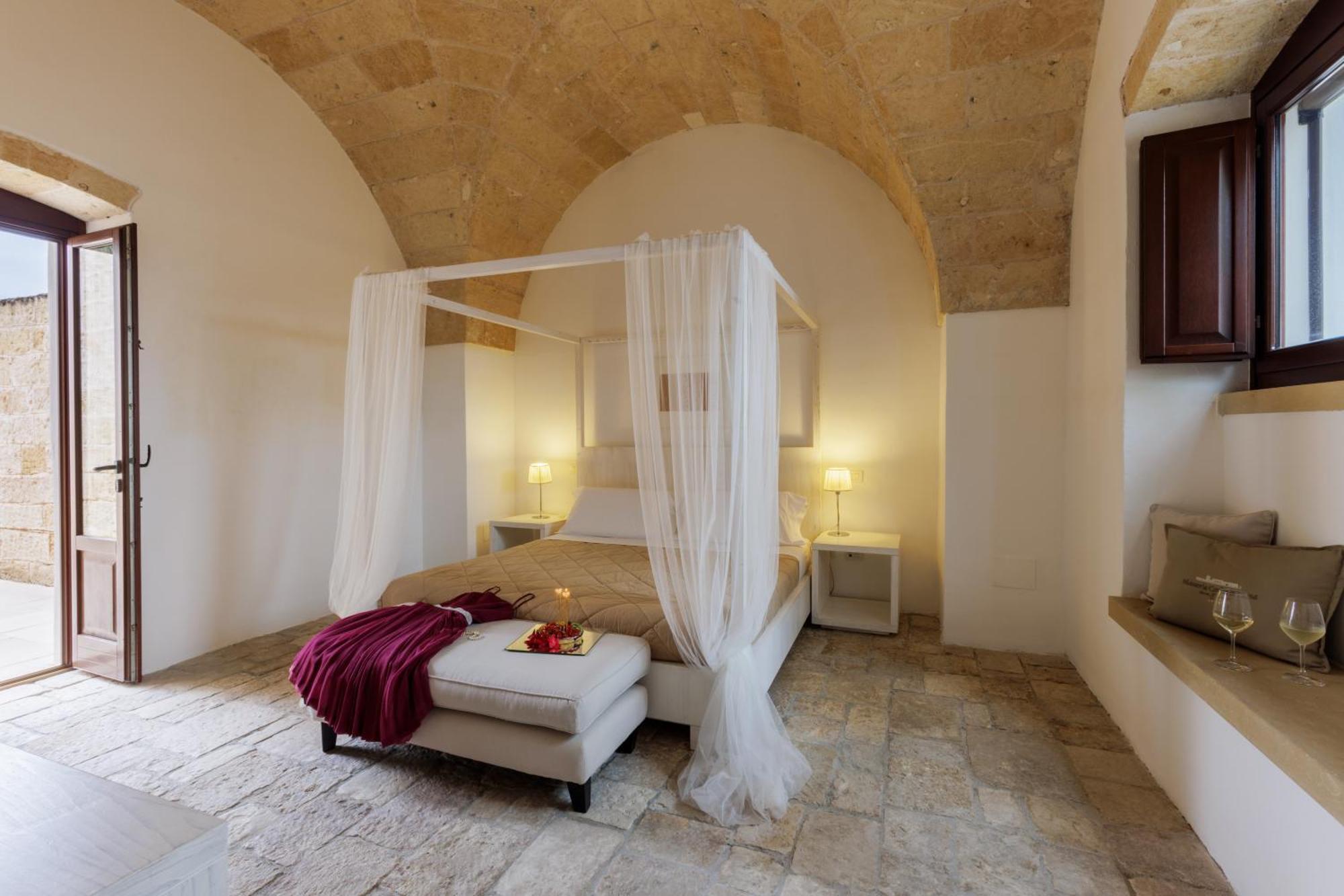 Masseria Corda Di Lana Hotel & Resort Торре-Лапилло Экстерьер фото